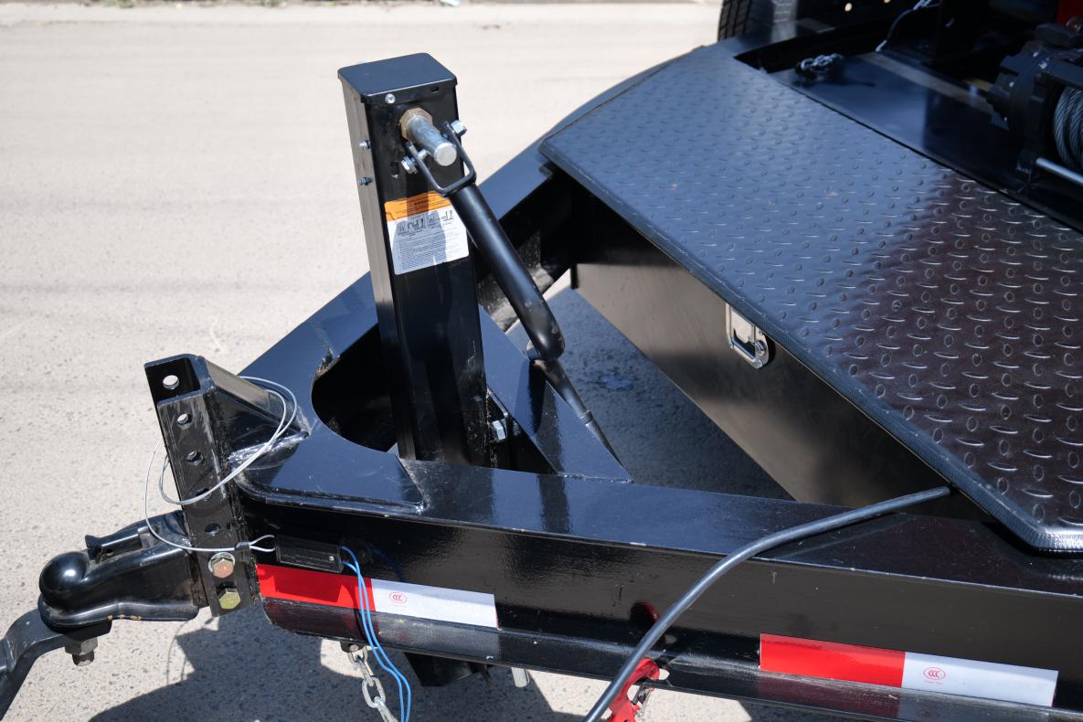 Trailer Hitch Coupler Channel